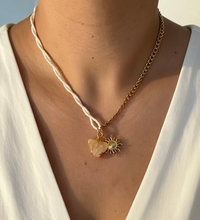Collar XIX. El Sol