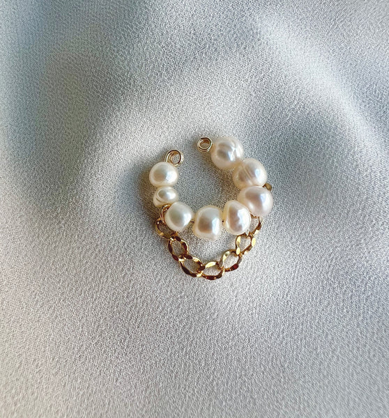 Earcuff perla cultivada con cadena